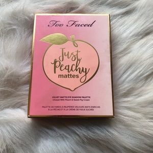 Too Faced Just Peachy Mattes Eyeshadow Palette